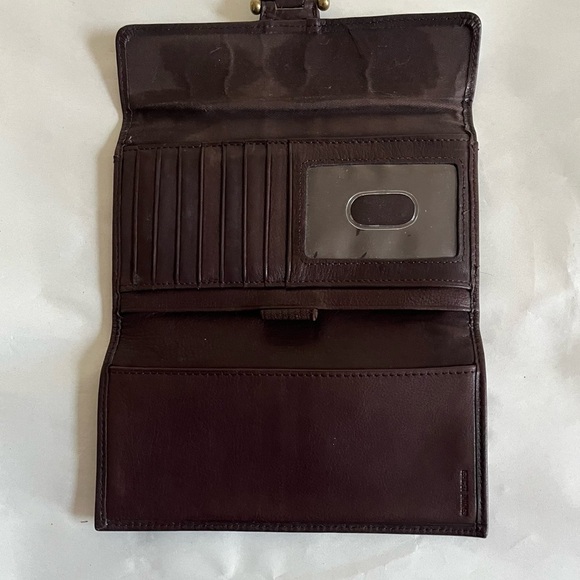 VTG Fossil Brown Leather Trifold Classic Wallet Nice Hardware - Picture 6 of 12